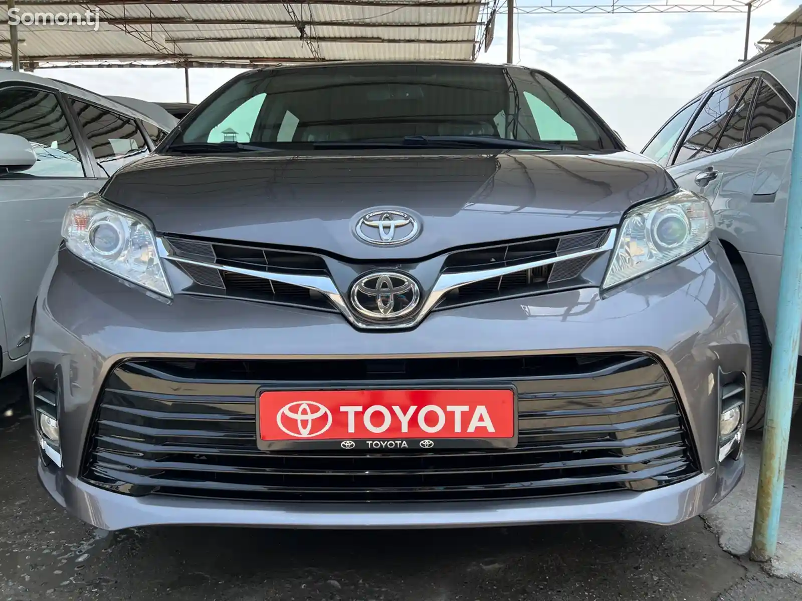 Toyota Sienna, 2016-9