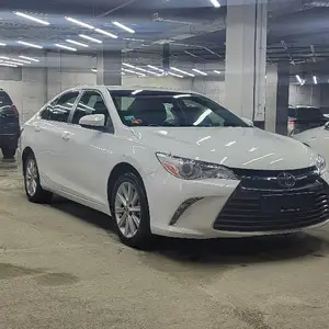 Toyota Camry, 2015