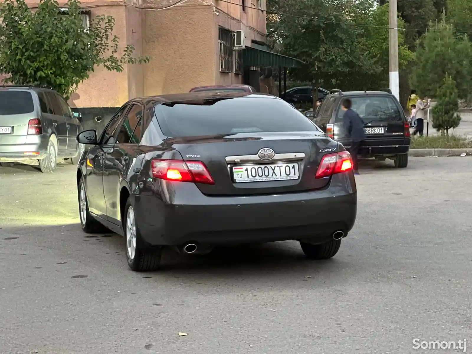 Toyota Camry, 2011-9