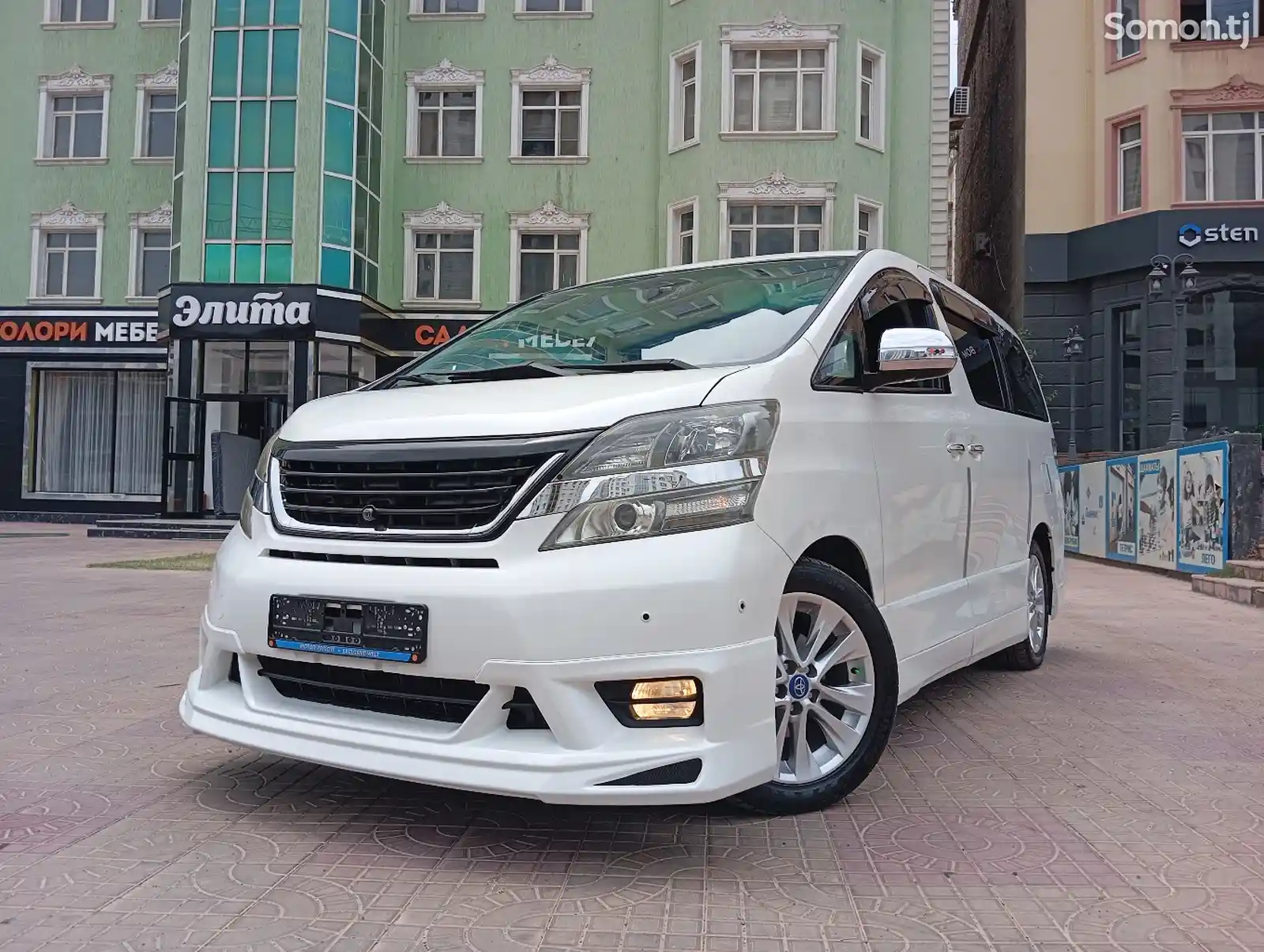 Toyota Vellfire, 2012-2