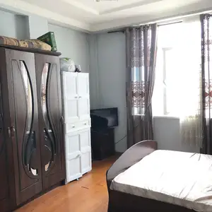 2-комн. квартира, 5 этаж, 80м², Кучаи Каххорова 33, хонаи 17