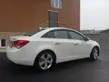 Chevrolet Cruze, 2010-3