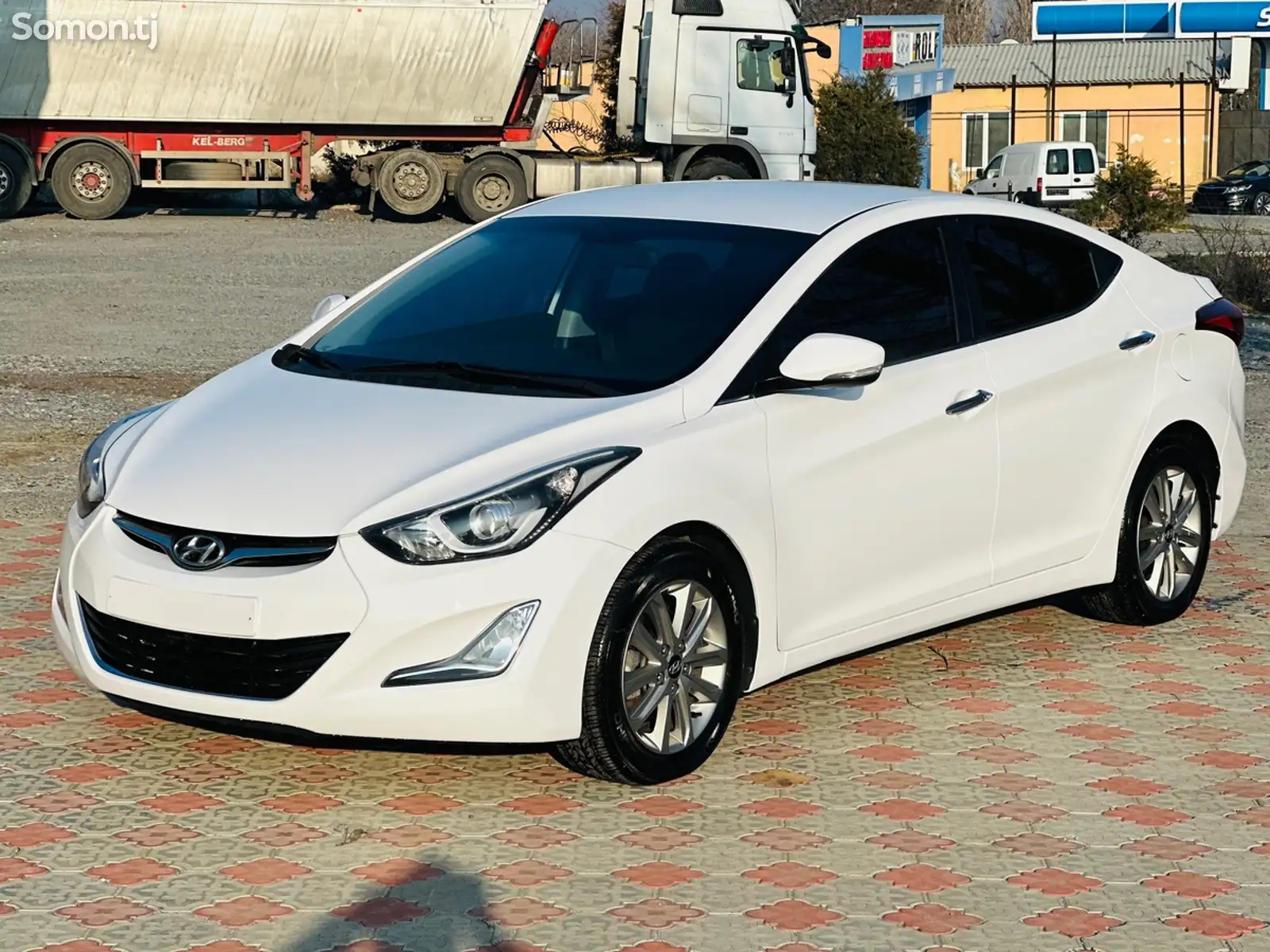 Hyundai Avante, 2015-1