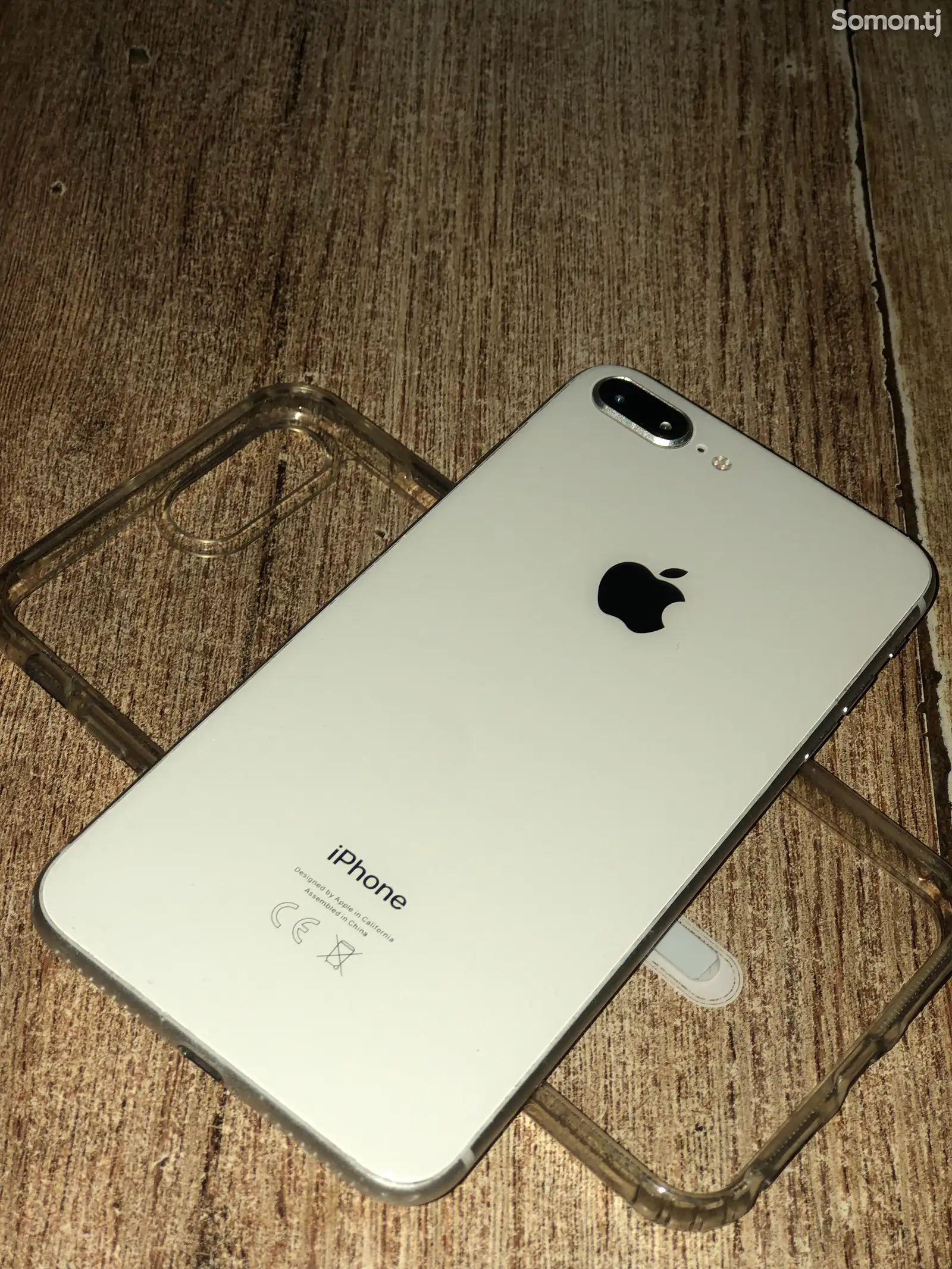 Apple iPhone 8 plus, 64 gb, Silver-1