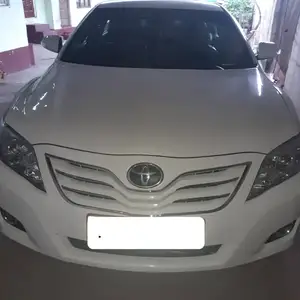 Toyota Camry, 2011