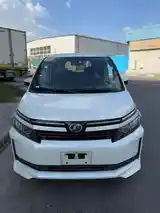 Toyota Voxy, 2015-5