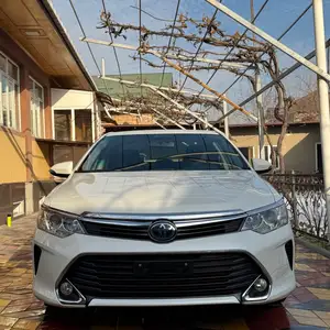 Toyota Camry, 2015