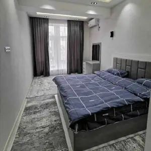 3-комн. квартира, 13 этаж, 90м², И. Сомони