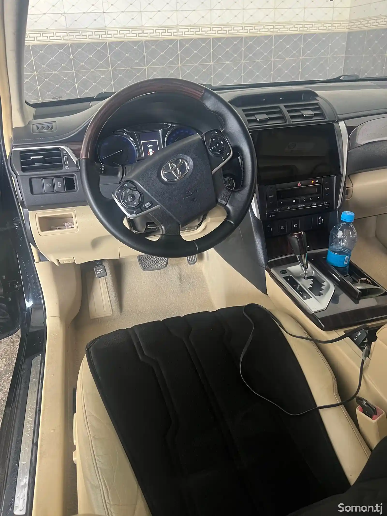 Toyota Camry, 2015-3