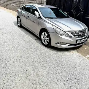 Hyundai Sonata, 2013