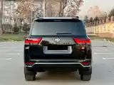 Toyota Land Cruiser, 2023-4