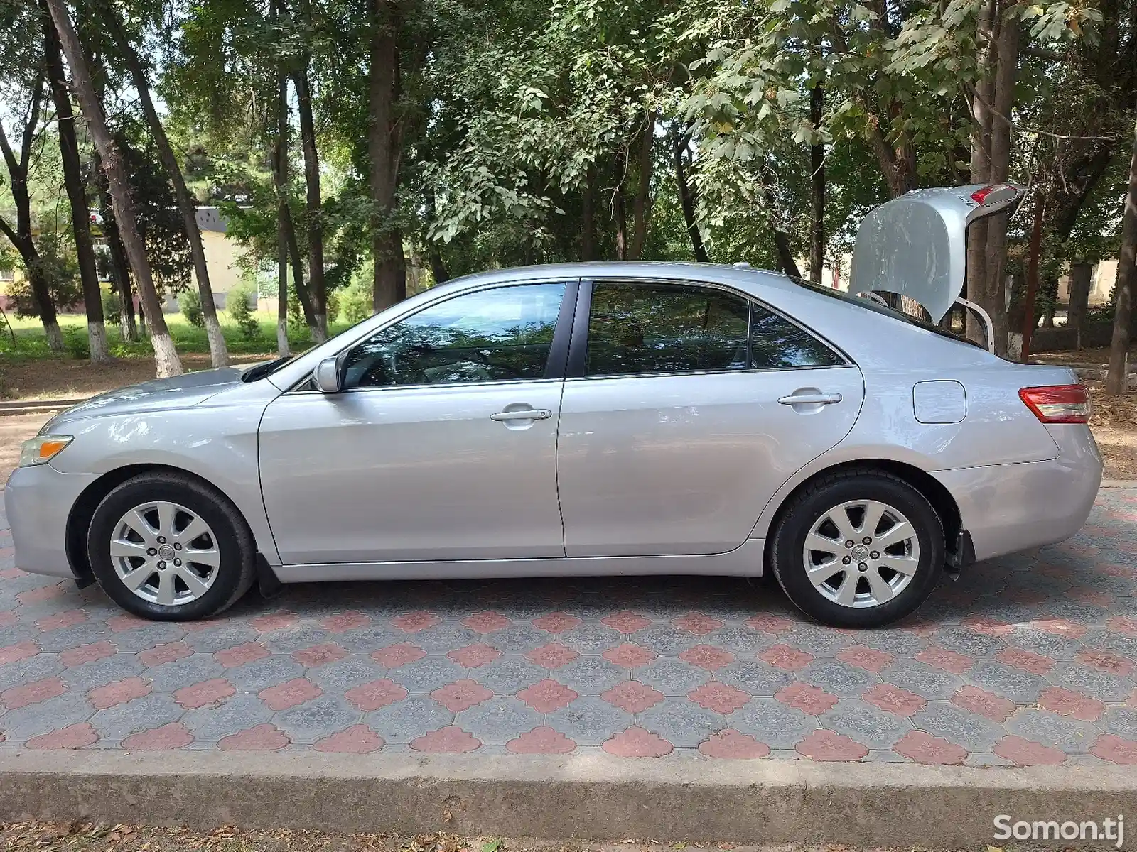 Toyota Camry, 2010-5