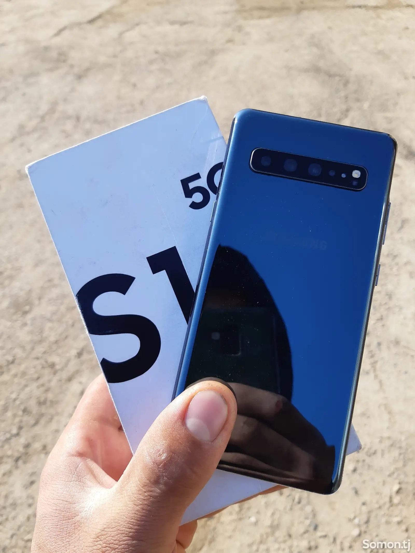 Samsung Galaxy S10+-1