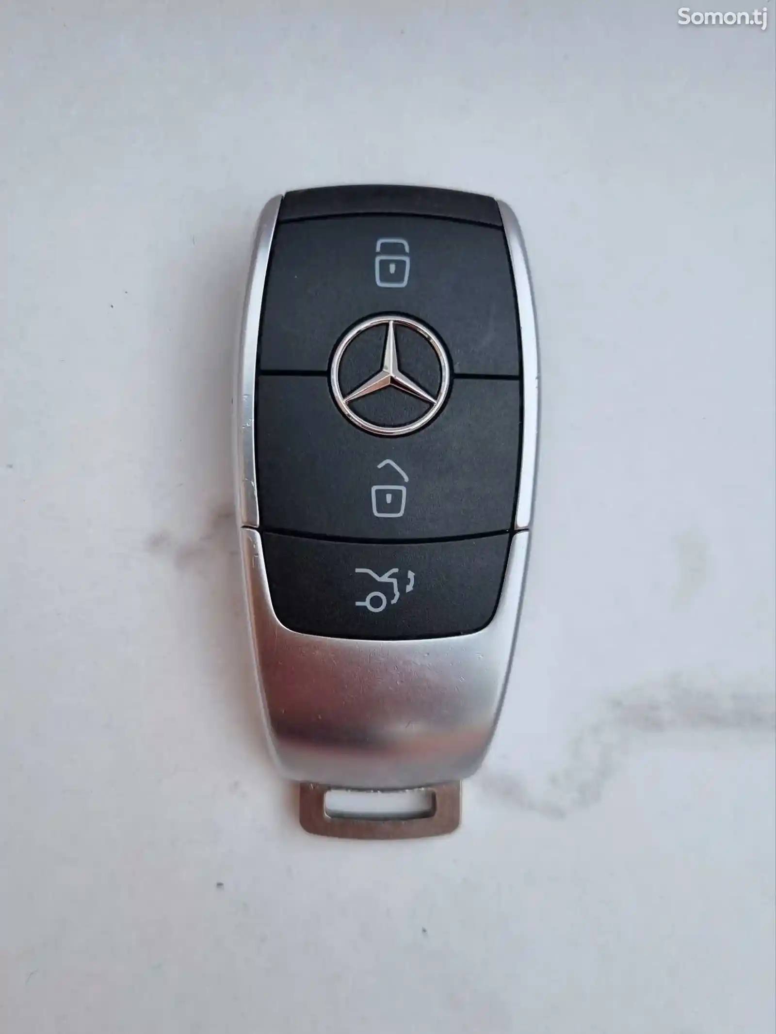 Ключ от Mercedes Benz-1