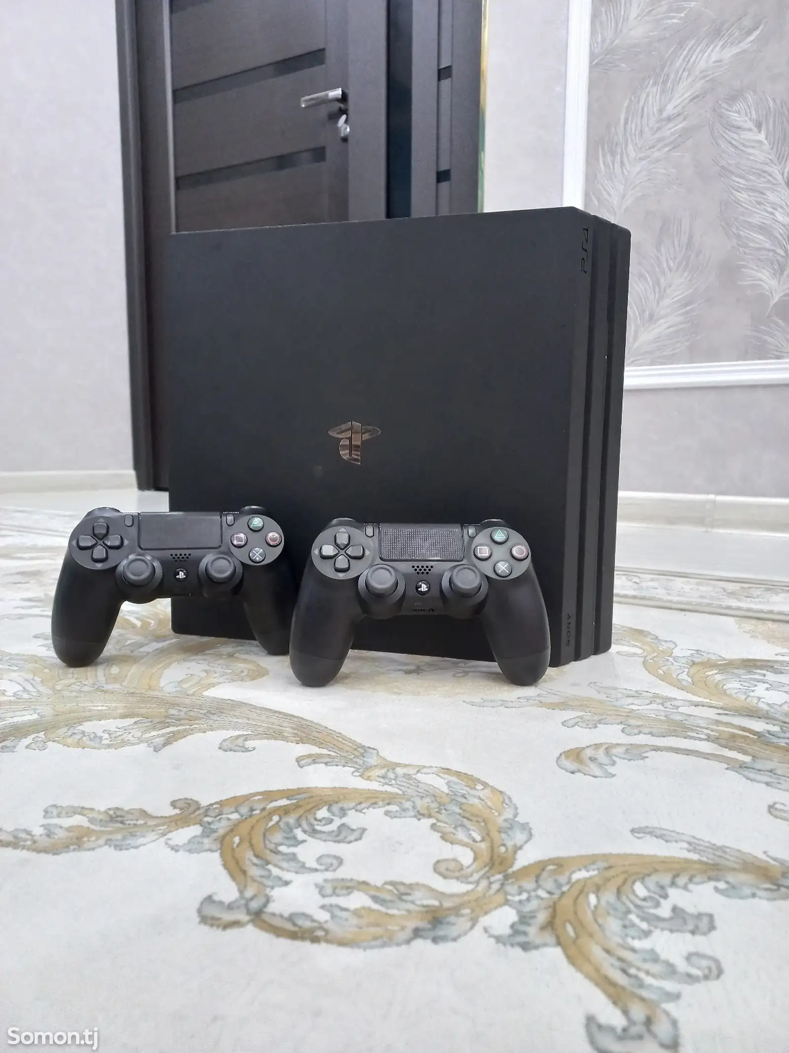 Игровая приставка Sony PlayStation 4 Pro 4k 1tb-1