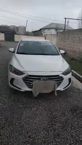 Hyundai Elantra, 2017-5