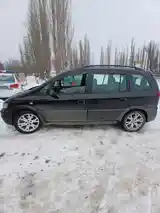 Opel Zafira, 2004-5