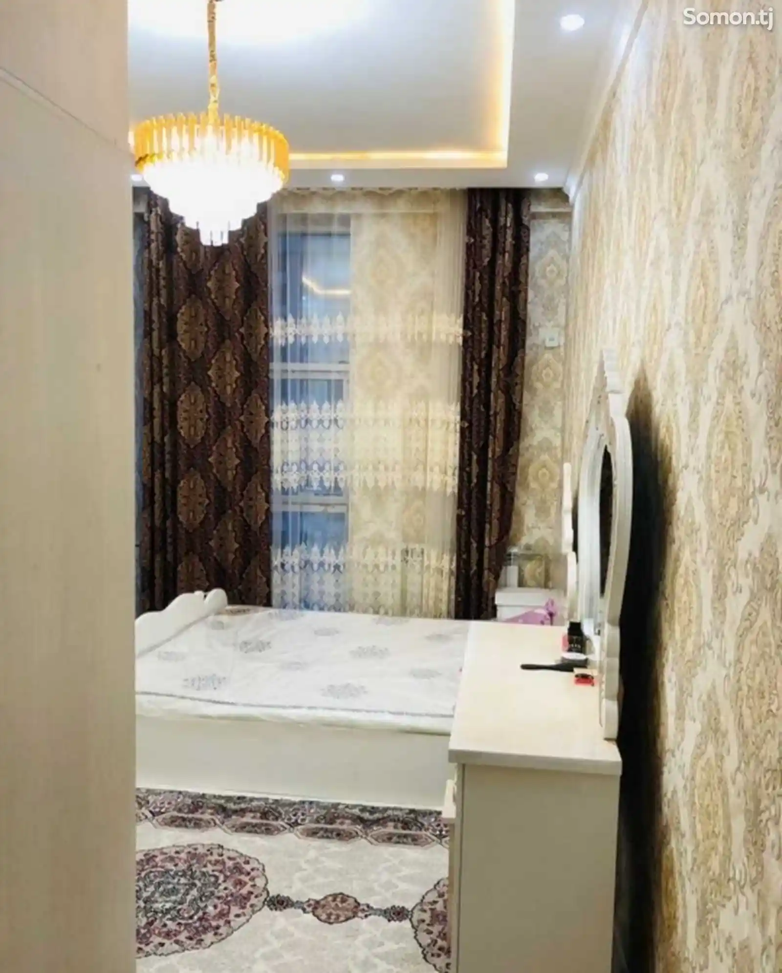 2-комн. квартира, 8 этаж, 75м², Цирк-6