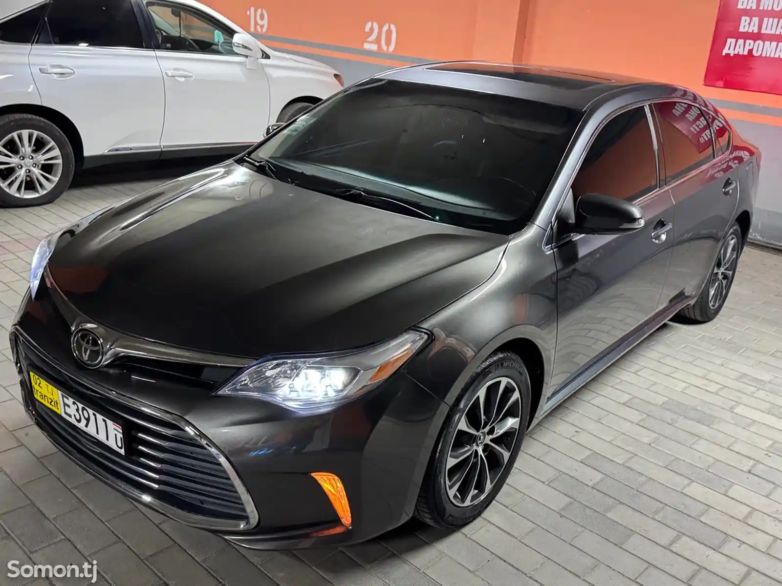 Toyota Avalon, 2016-7