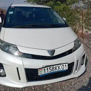 Toyota Estima, 2014