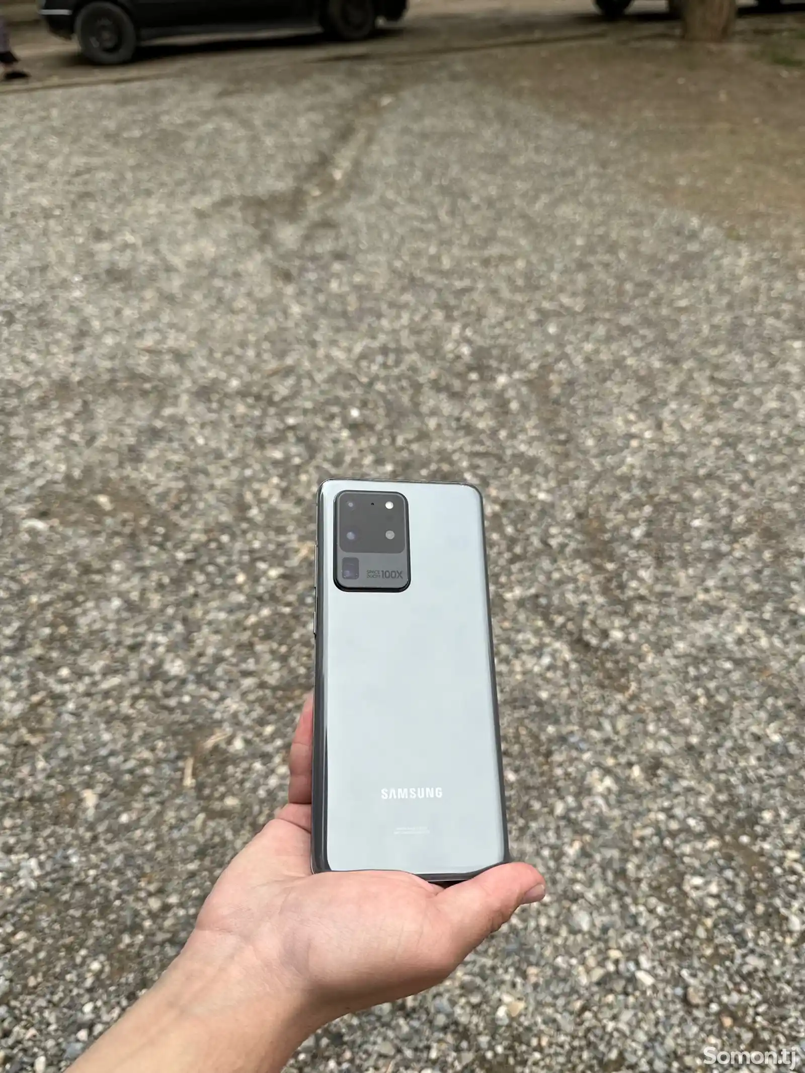 Samsung Galaxy S20 Ultra-1