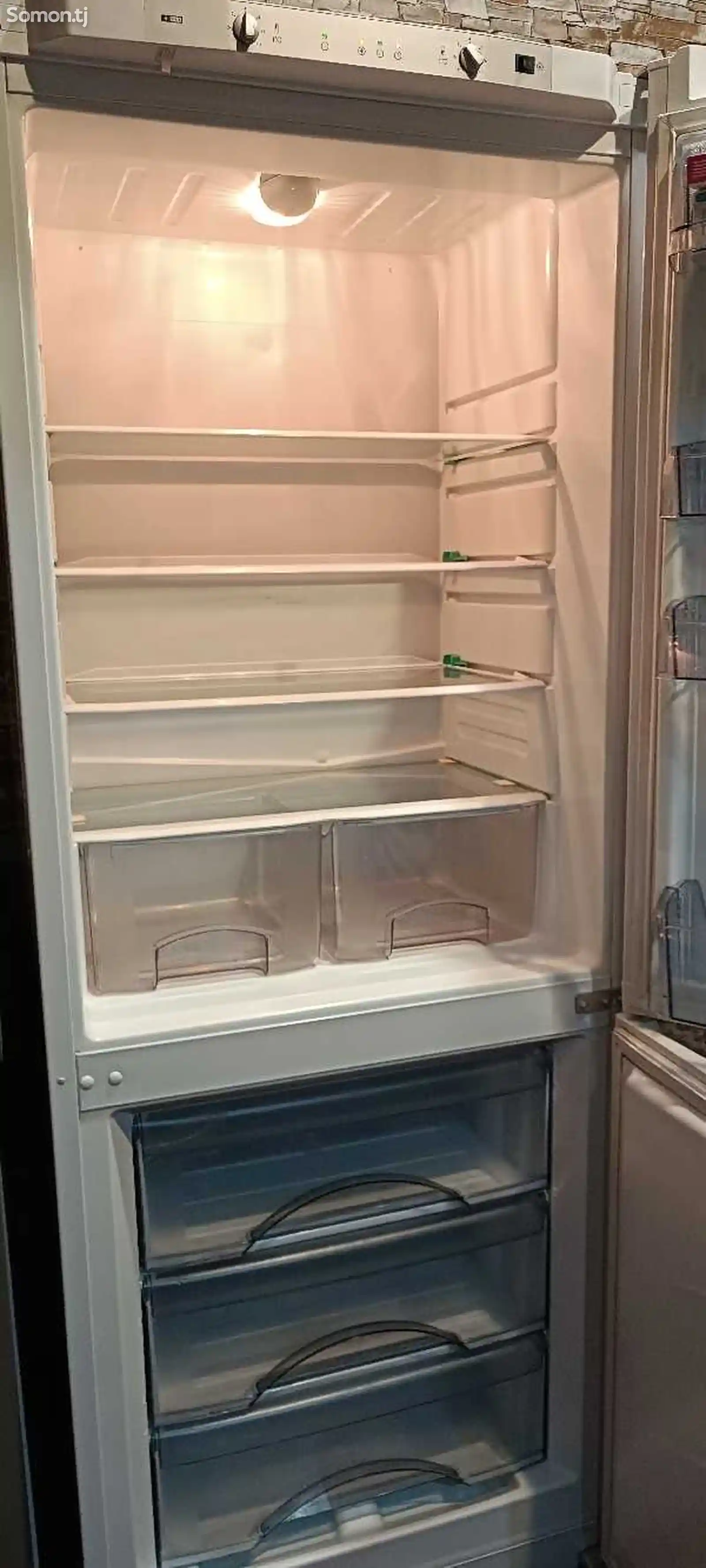 Холодильник Atlant-6