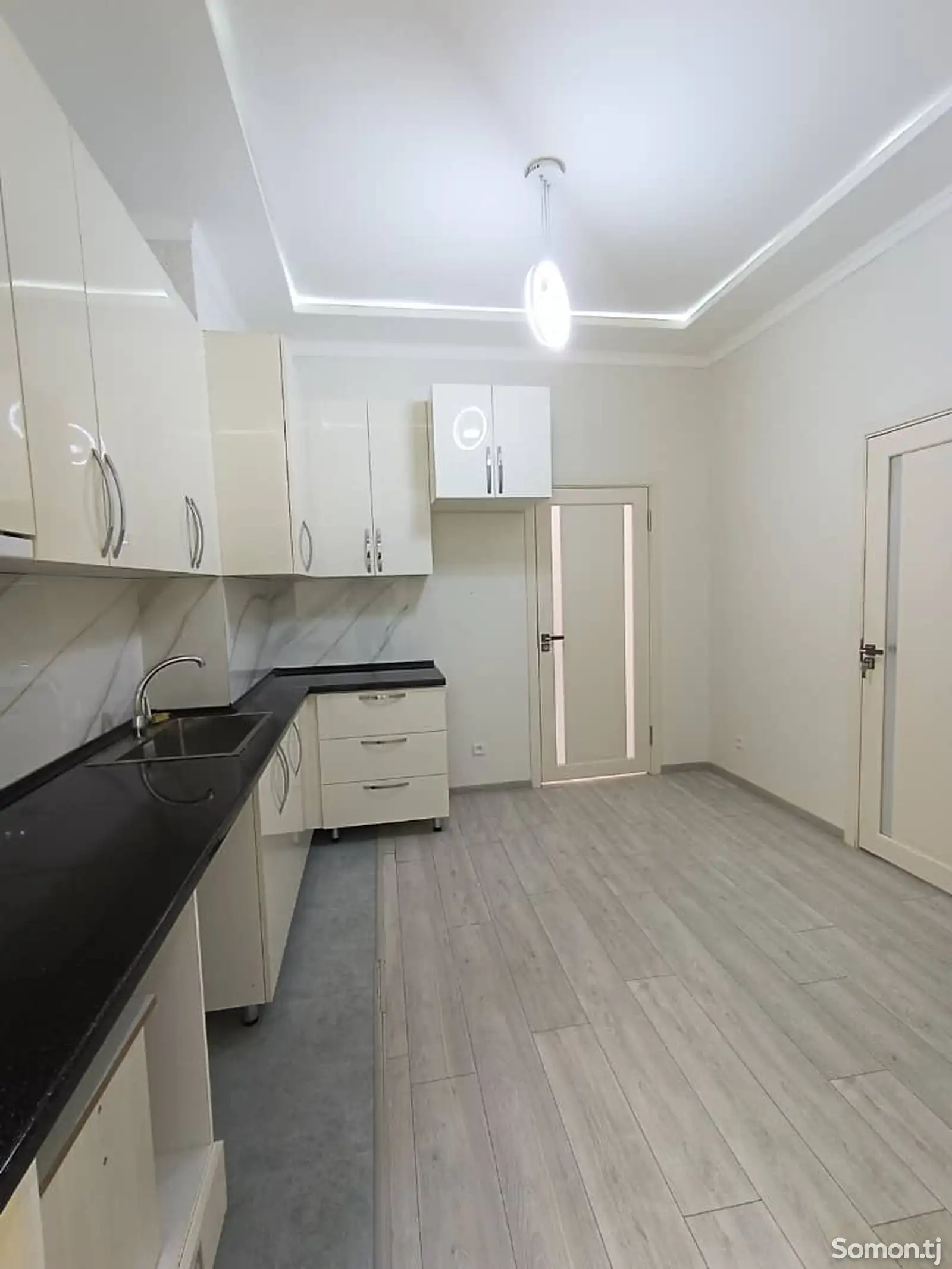 2-комн. квартира, 8 этаж, 60 м², 82мкр-6