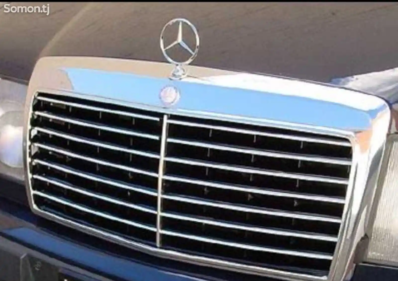 Знак от Mercedes-Benz W124-2