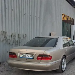 Mercedes-Benz E class, 2000