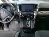 Toyota Vellfire, 2015-5