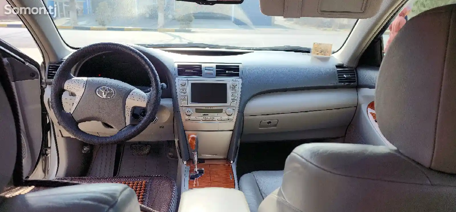 Toyota Camry, 2010-8