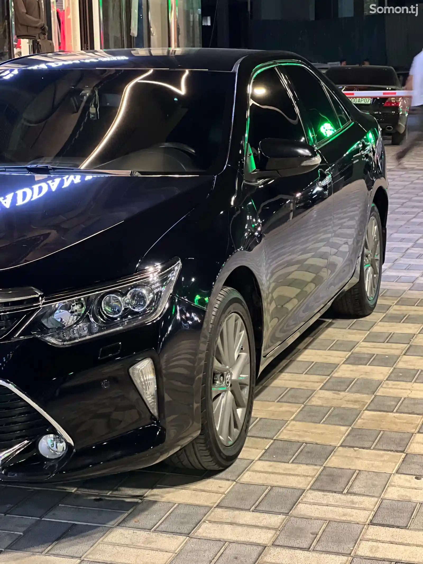 Toyota Camry, 2017-3