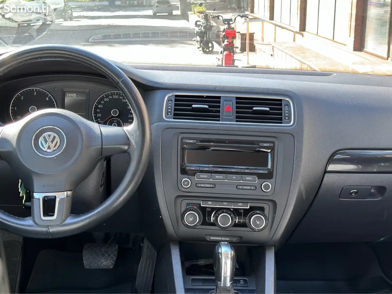 Volkswagen Jetta, 2013-1