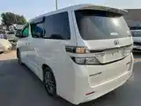 Toyota Vellfire, 2014-6