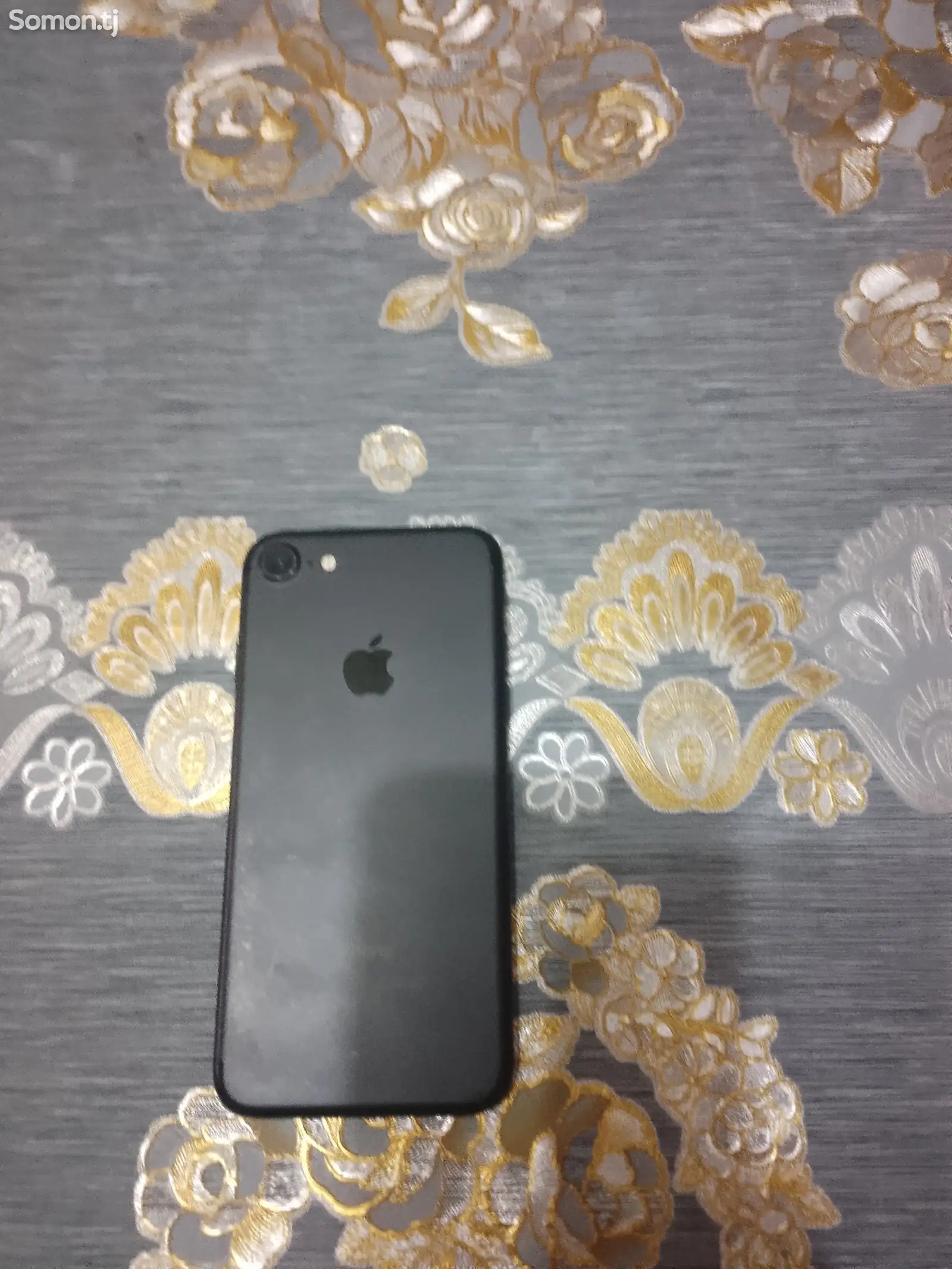 Apple iPhone 7, 32 gb-1