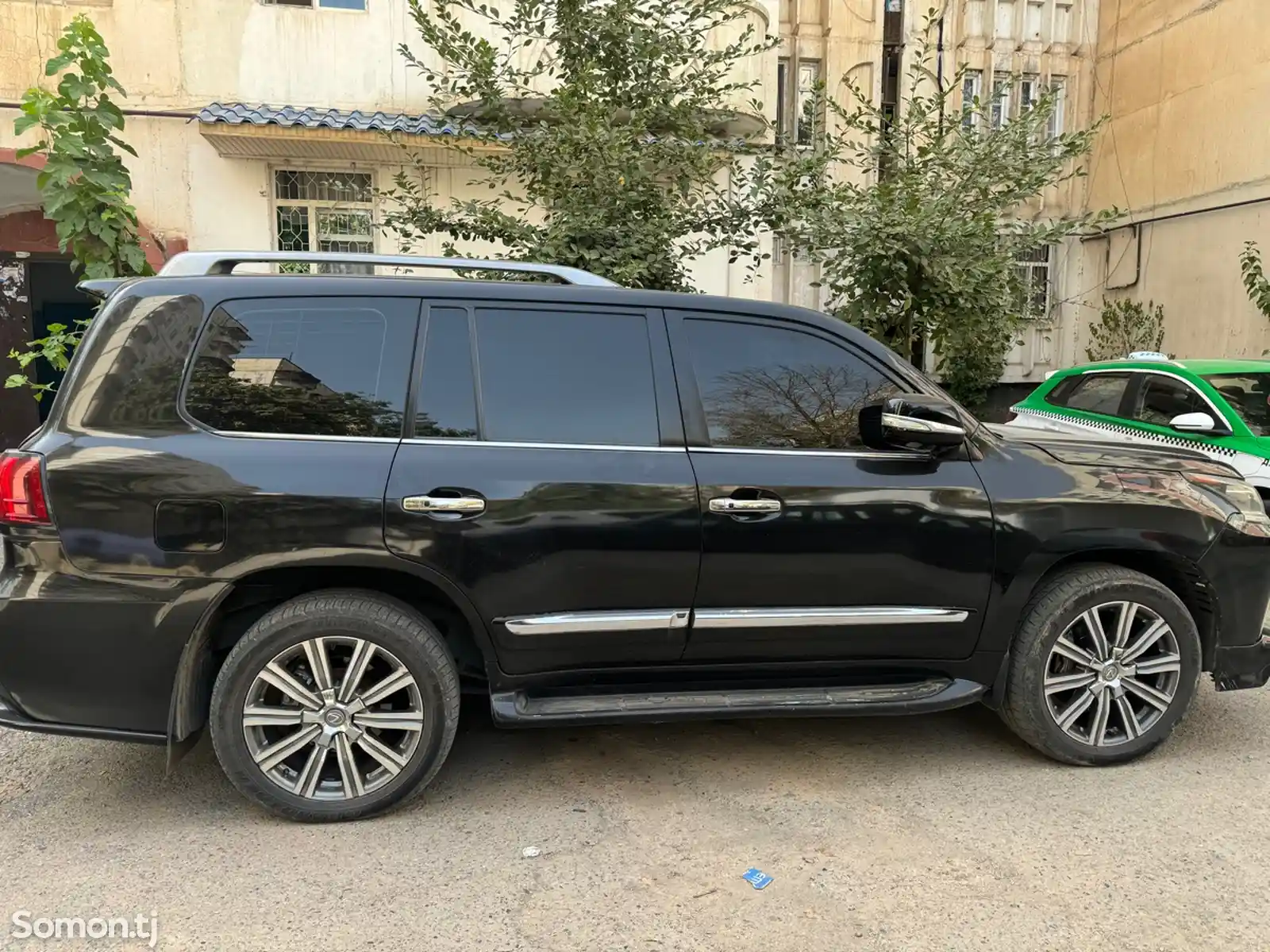 Lexus LX series, 2010-3