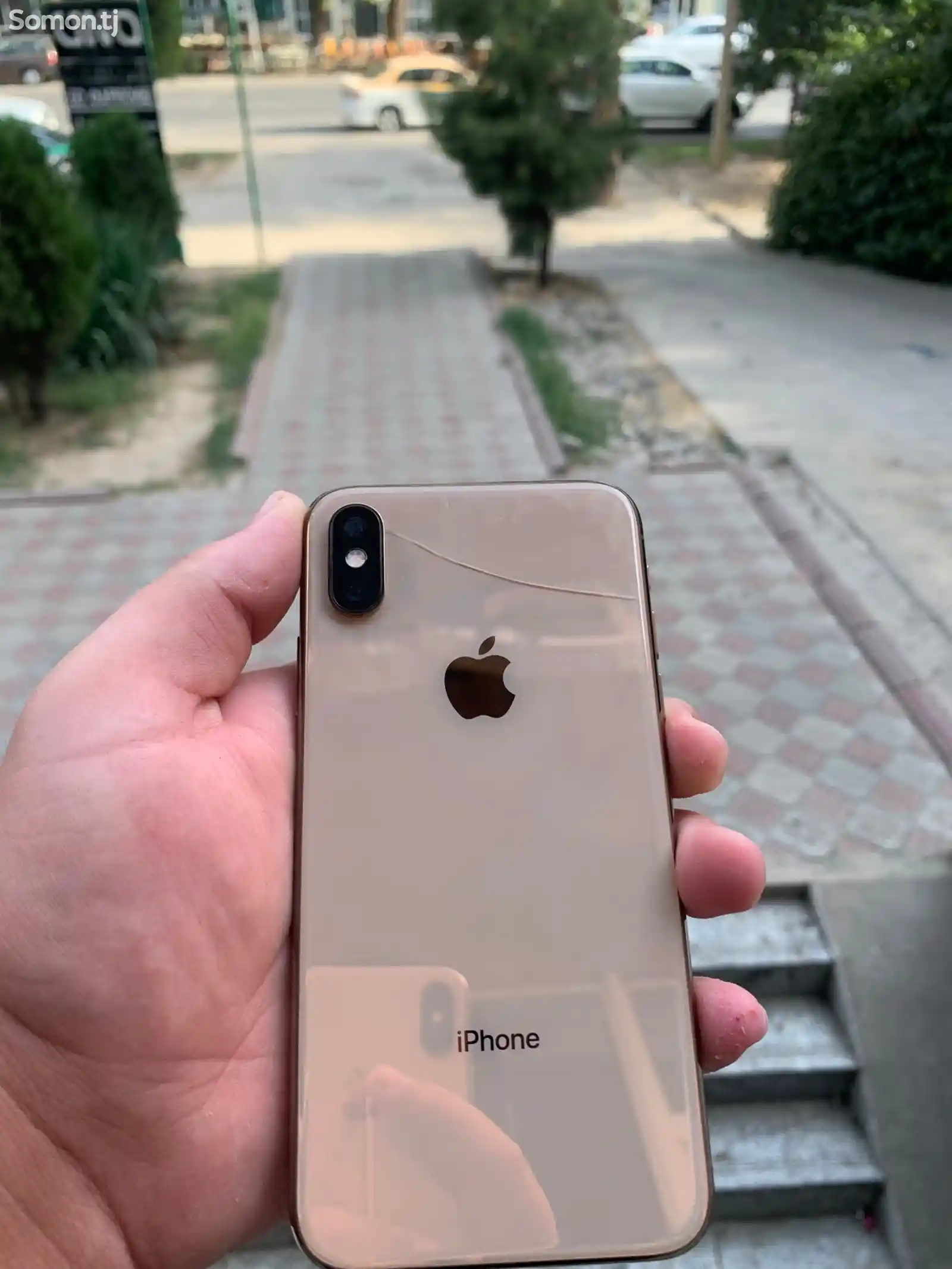 Apple iPhone Xs, 64 gb, Gold-1