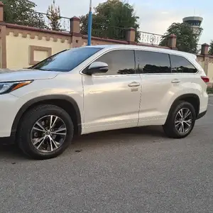 Toyota Highlander, 2017