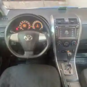 Toyota Corolla, 2012