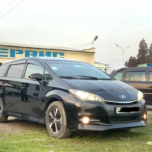 Toyota Wish, 2014