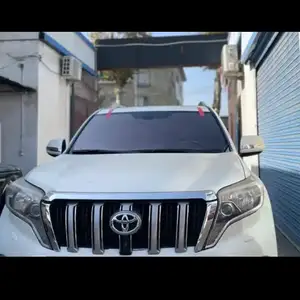 Лобовое стекло хамелеон от Toyota Prado