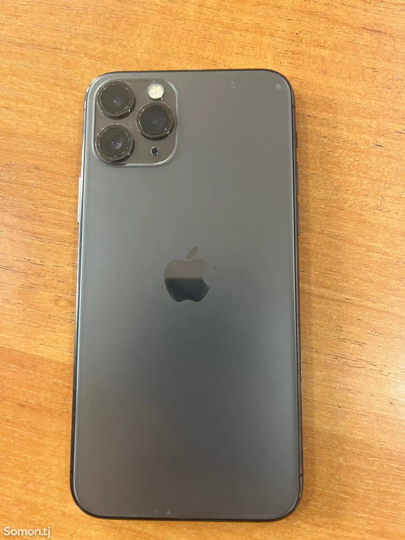 Apple iPhone 11 Pro, 64 gb, Silver-1