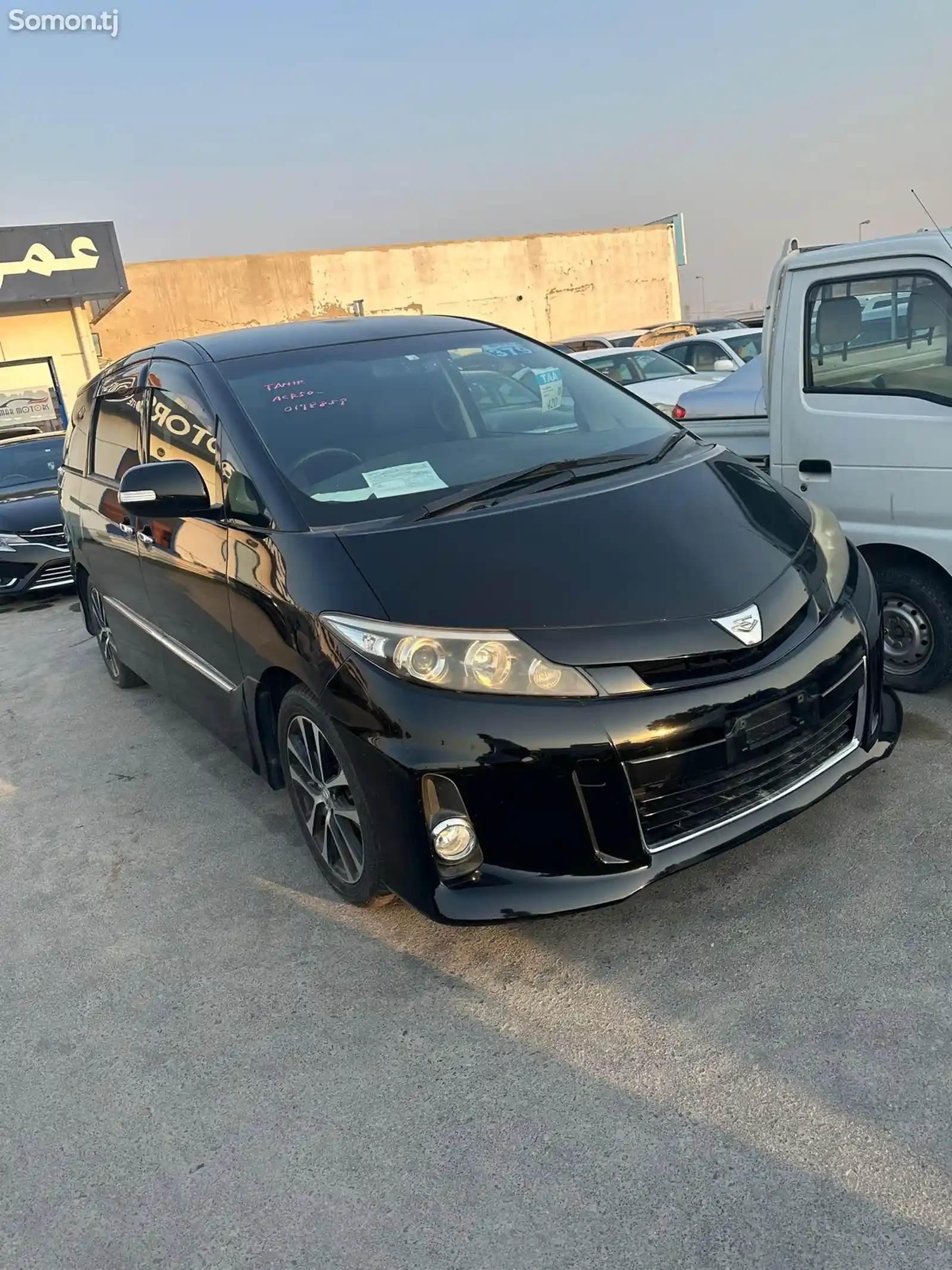 Toyota Estima, 2014-4