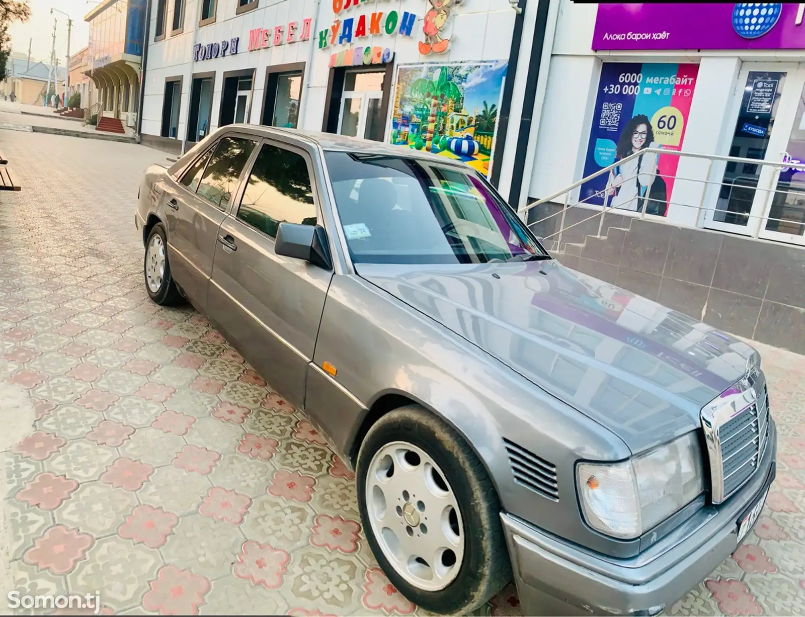 Mercedes-Benz W124, 1992-1