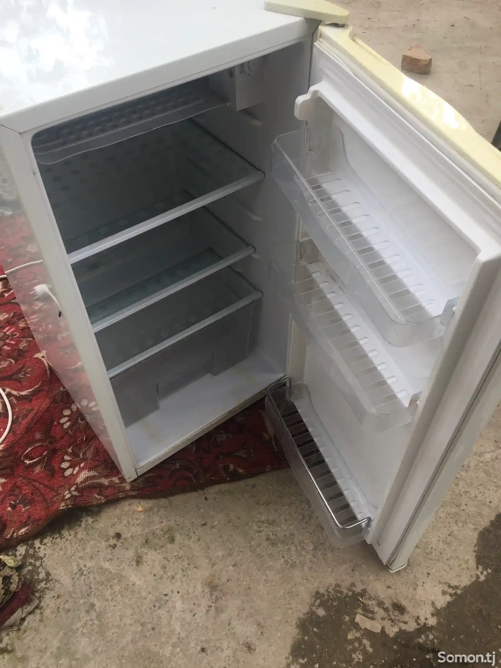 Холодильник Fischer-5