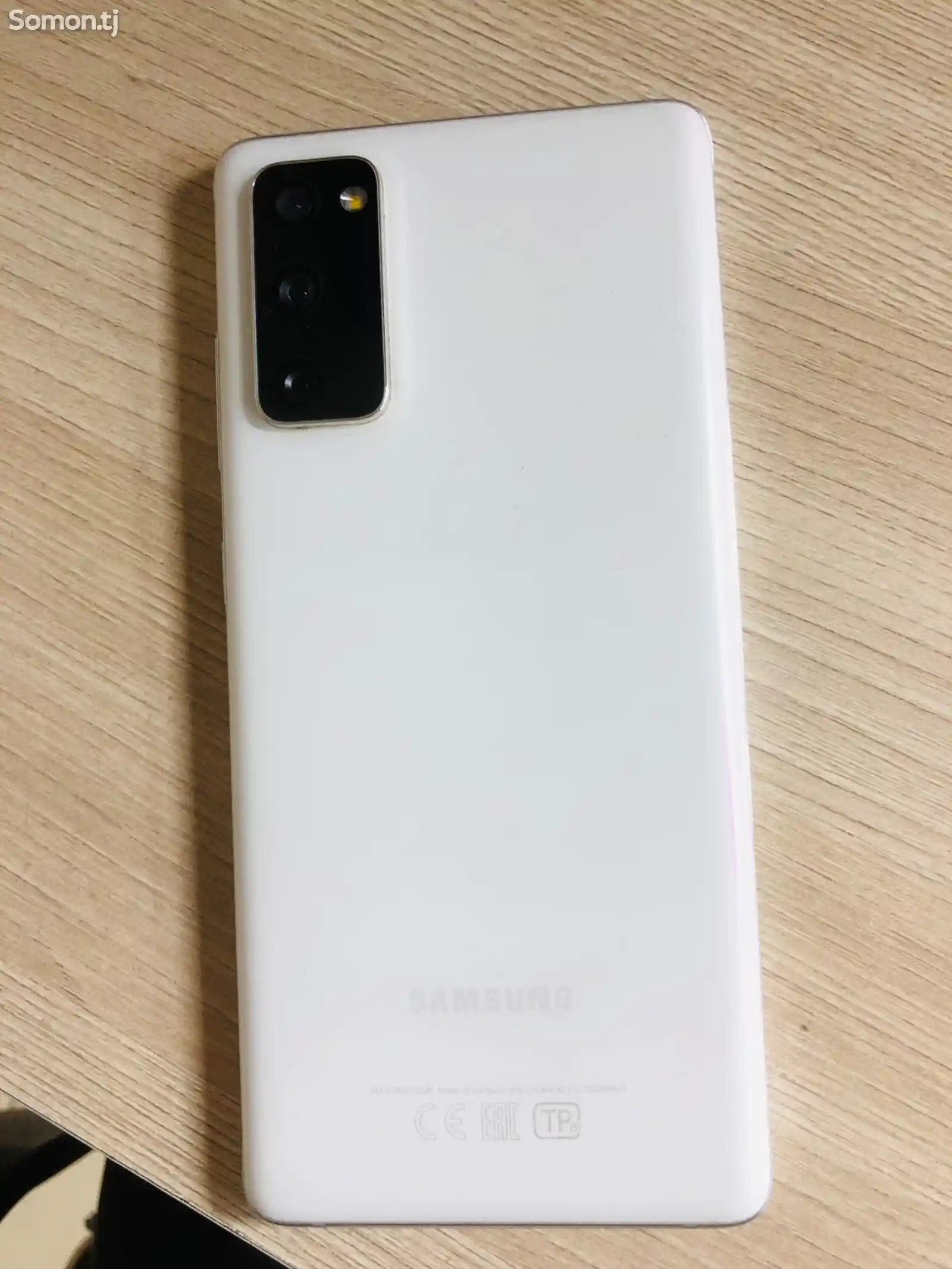 Samsung Galaxy S20-1