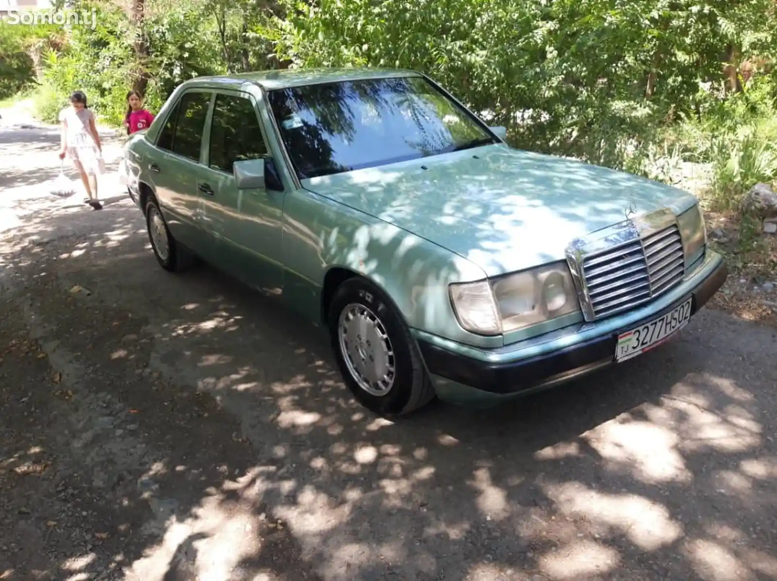 Mercedes-Benz W124, 1992-5