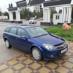 Opel Astra H, 2008