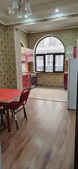 2-комн. квартира, 2 этаж, 90м², Водонасос-5