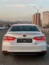 Toyota Camry, 2018-3